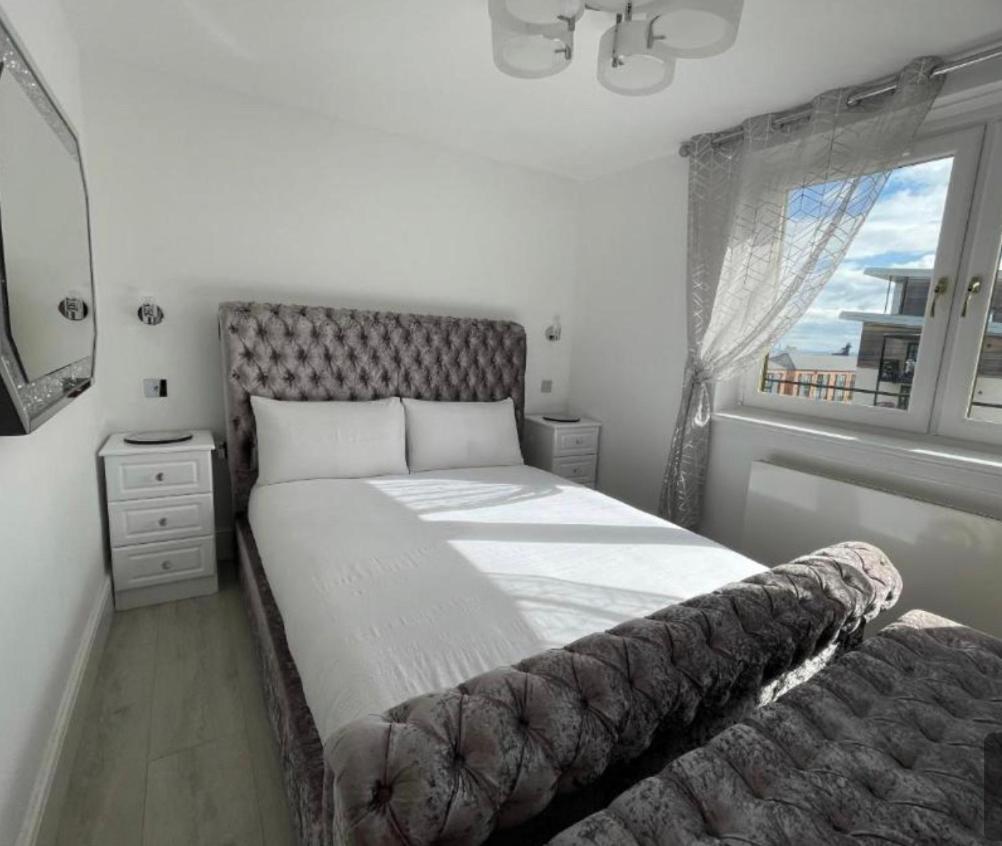 Holiday Apartment In Old Town เอดินบะระ ภายนอก รูปภาพ